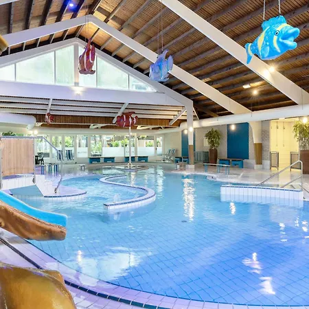 In Near Veluwe Forests بيت للعطل