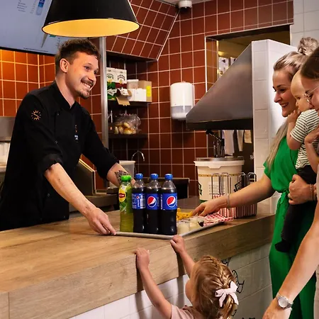 In Near Veluwe Forests بيت للعطل *